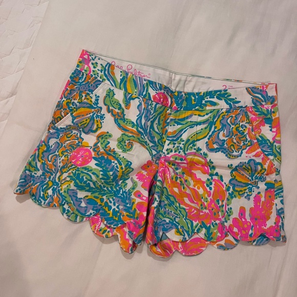 Lilly Pulitzer Buttercup Short {size 2} - Picture 1 of 6